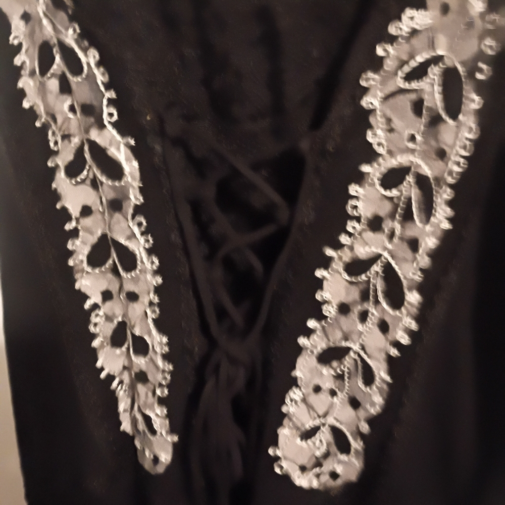 Black Lace Trim Dress - Picture 3 of 6